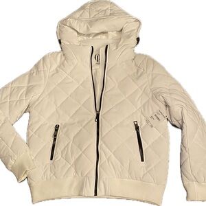 Ookie and Lala Elegant White Quilted Women's Puffer Jacket NWT medium very soft